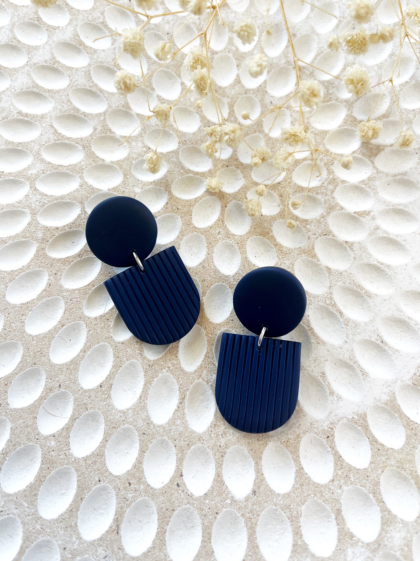 Navy corduroy texture inverted arch stud earring