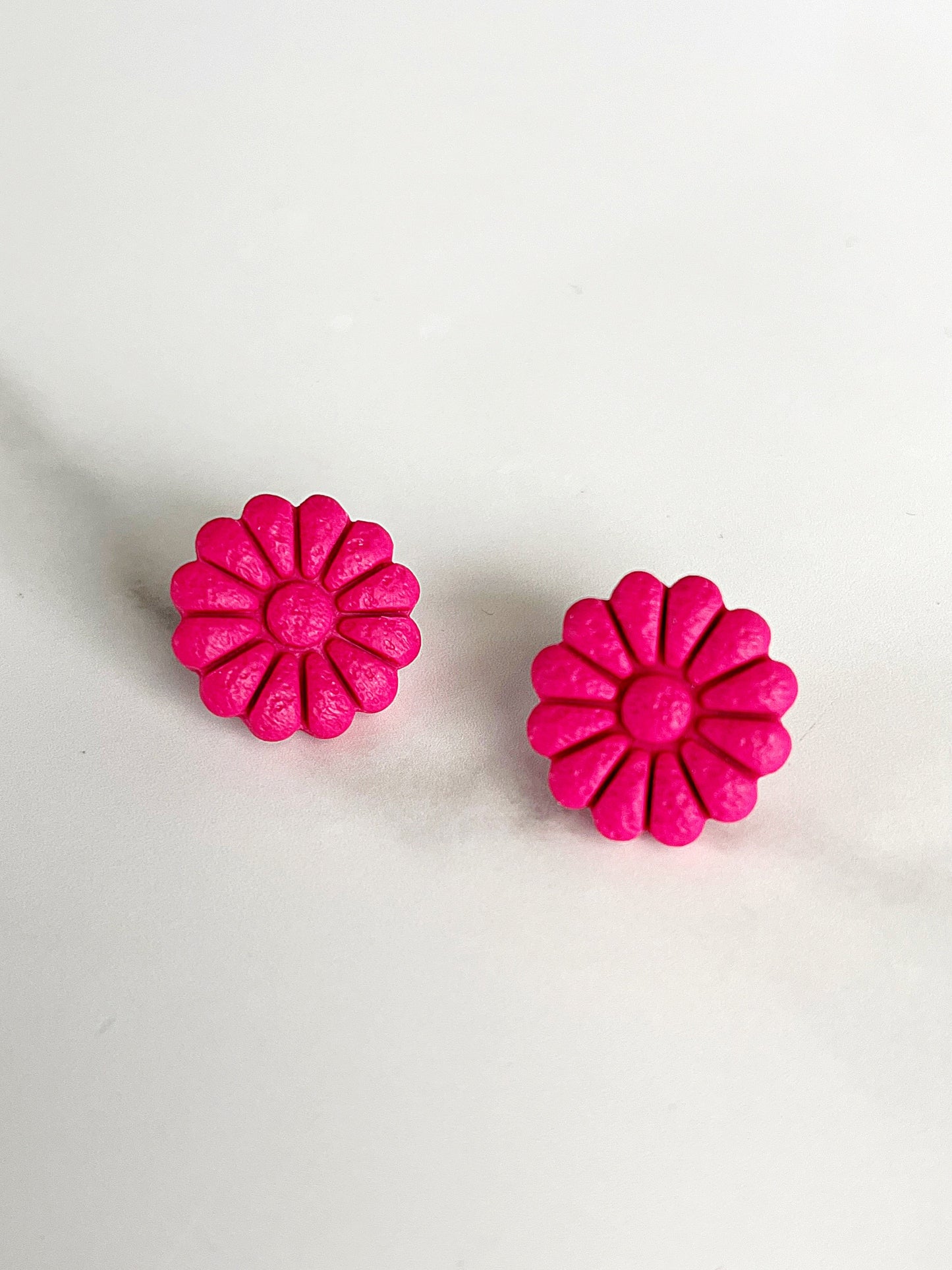 Pink flower stud