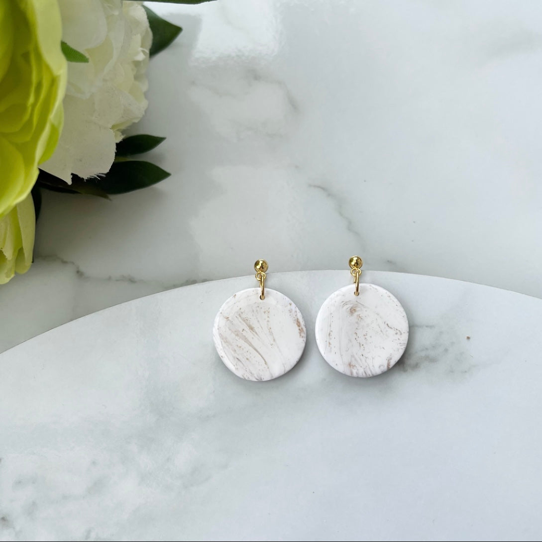 White w/gold marble Emma