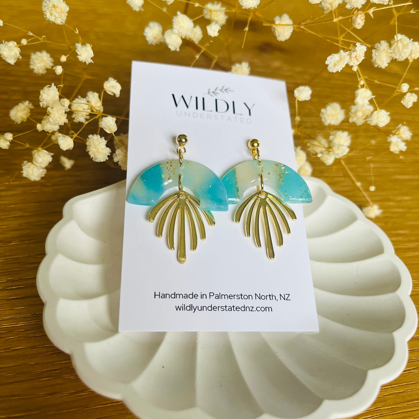 Pacific vibes dangle
