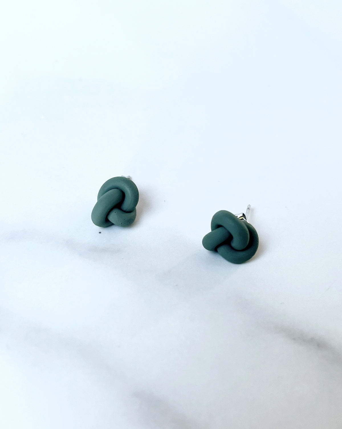 Knot stud - Spring