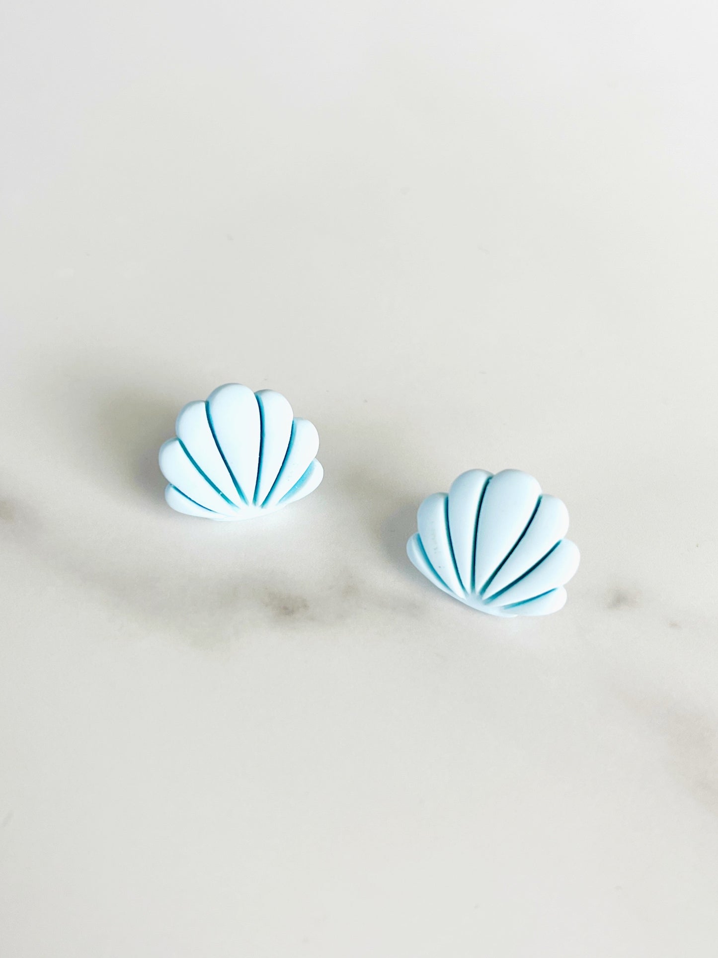 Shell stud