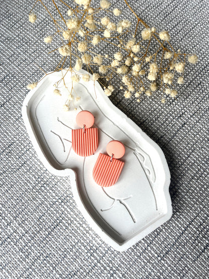 Peach corduroy texture inverted arch stud earring