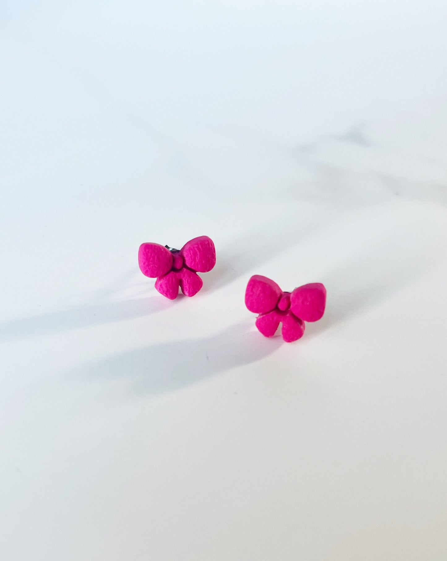 Bow stud