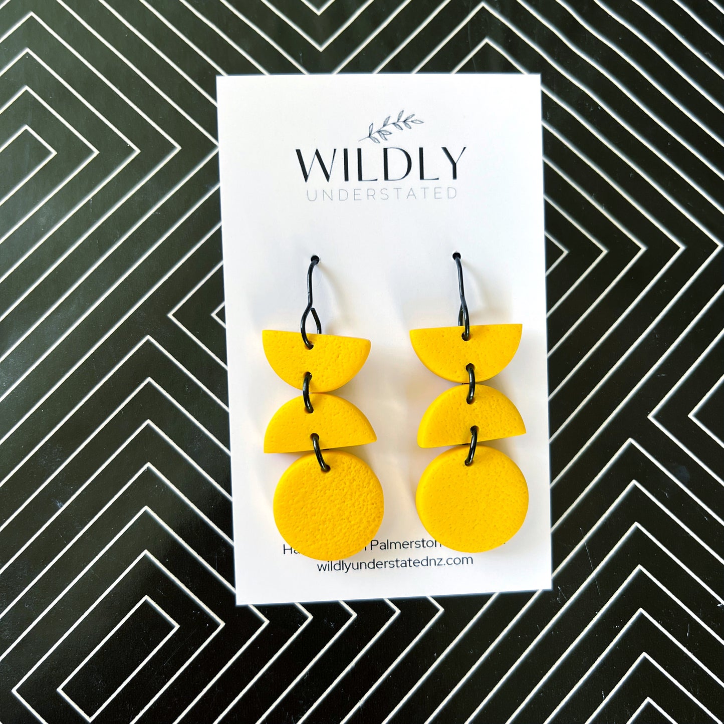 Sunshine retro dangle